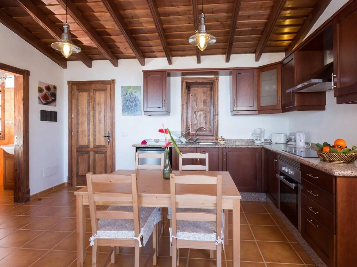 Casa Romantica Con Piscina Climatizada, Wi-Fi Y Vistas Al Mar En Icod De Los Vinos - Es-279-2 0*,  Spain